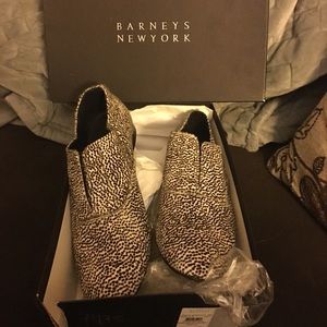 Barney’s New York Calf Hair sported Shoes 8.5.